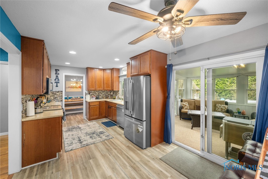1823 Lexington Drive, Perrysburg, Ohio image 16