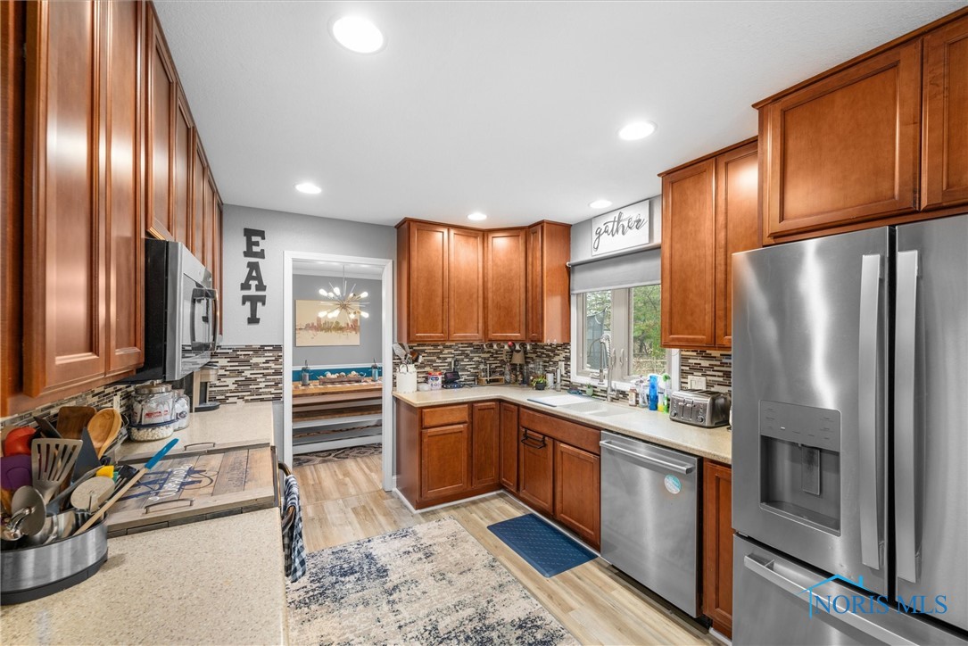 1823 Lexington Drive, Perrysburg, Ohio image 17