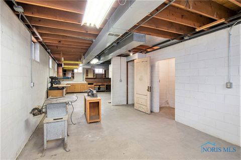Tiny photo for 2909 111th Street, Toledo, OH 43611 (MLS # 6136155)