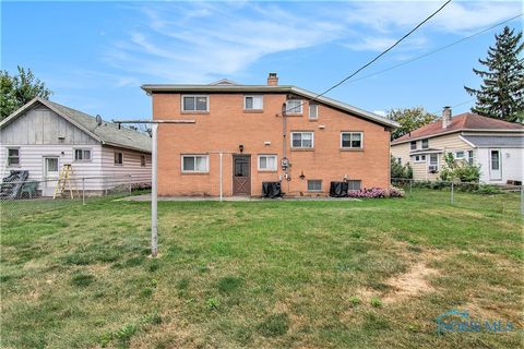 Tiny photo for 2909 111th Street, Toledo, OH 43611 (MLS # 6136155)