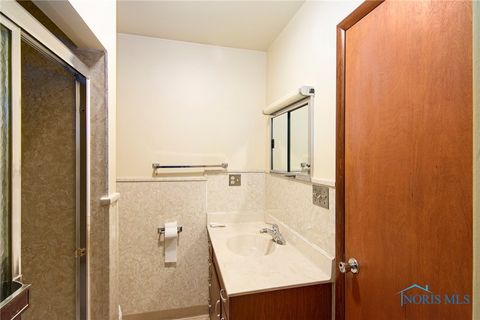 Tiny photo for 2909 111th Street, Toledo, OH 43611 (MLS # 6136155)