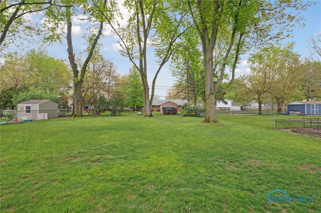 4734 Wickford Drive, Sylvania, Ohio image 38