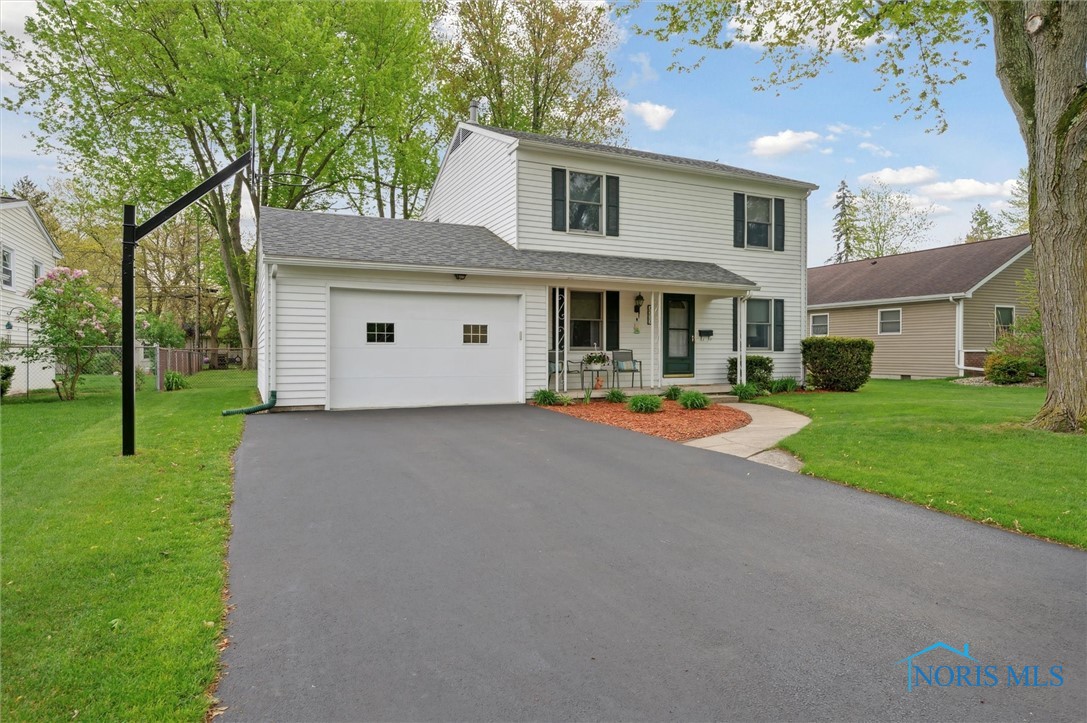 4734 Wickford Drive, Sylvania, Ohio image 2