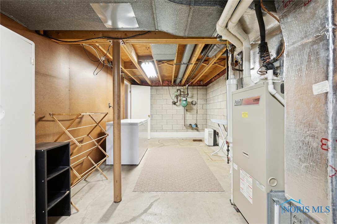 4734 Wickford Drive, Sylvania, Ohio image 32