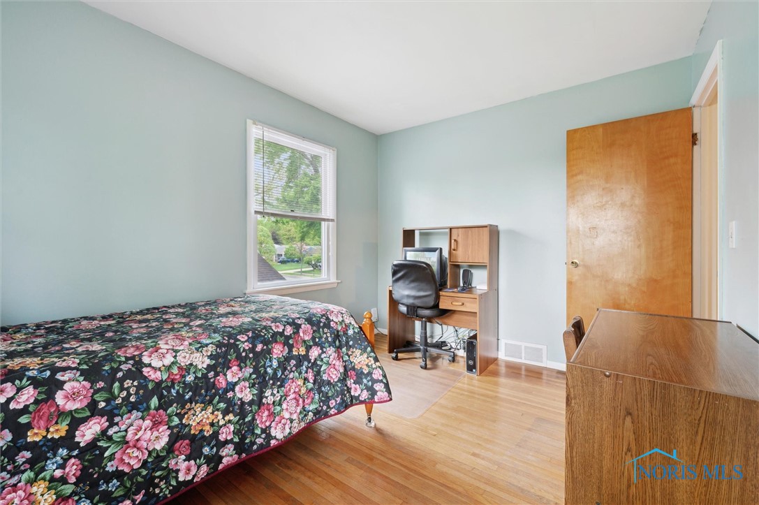 4734 Wickford Drive, Sylvania, Ohio image 27