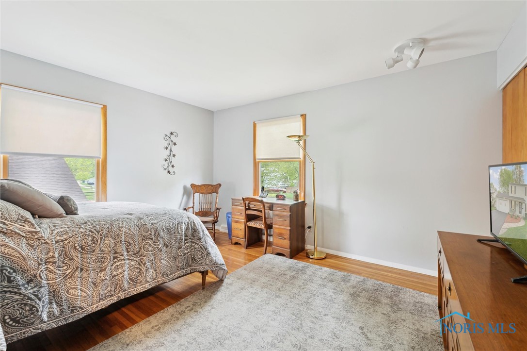 4734 Wickford Drive, Sylvania, Ohio image 18