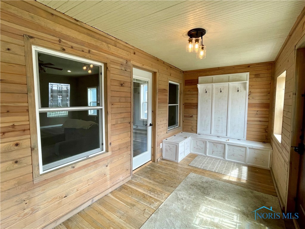 216 E Holland Street, Archbold, Ohio image 2