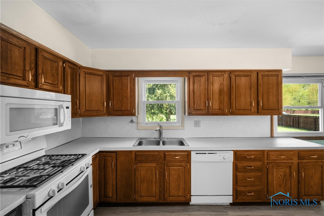 806 N Mccord Road, Toledo, Ohio image 16