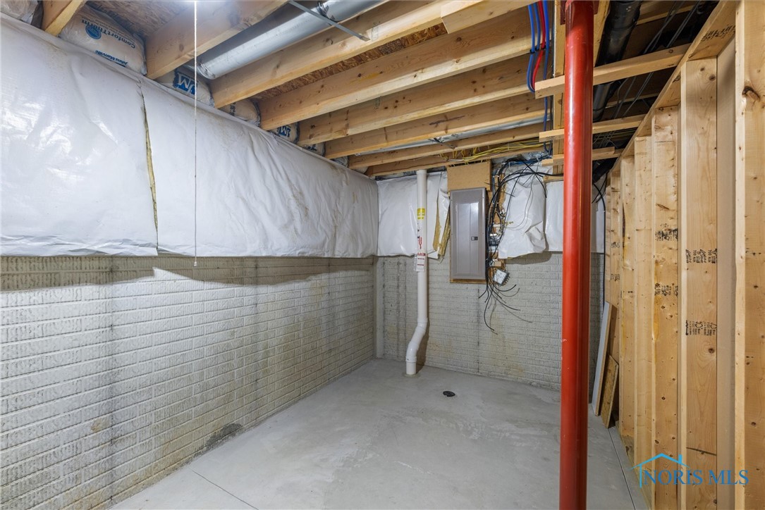 9646 Fieldstone Lane, Sylvania, Ohio image 37