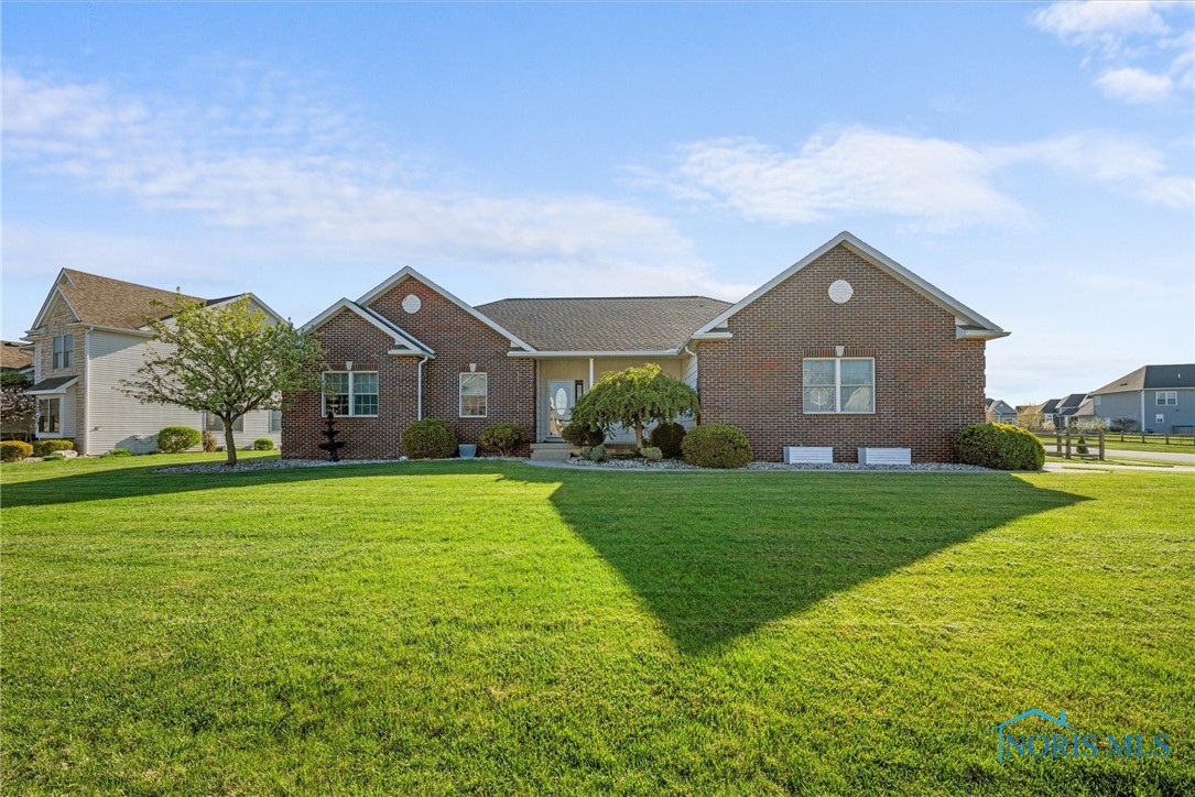 9646 Fieldstone Lane, Sylvania, Ohio image 4