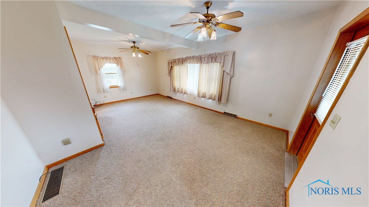 112 W High Street, Attica, Ohio image 12