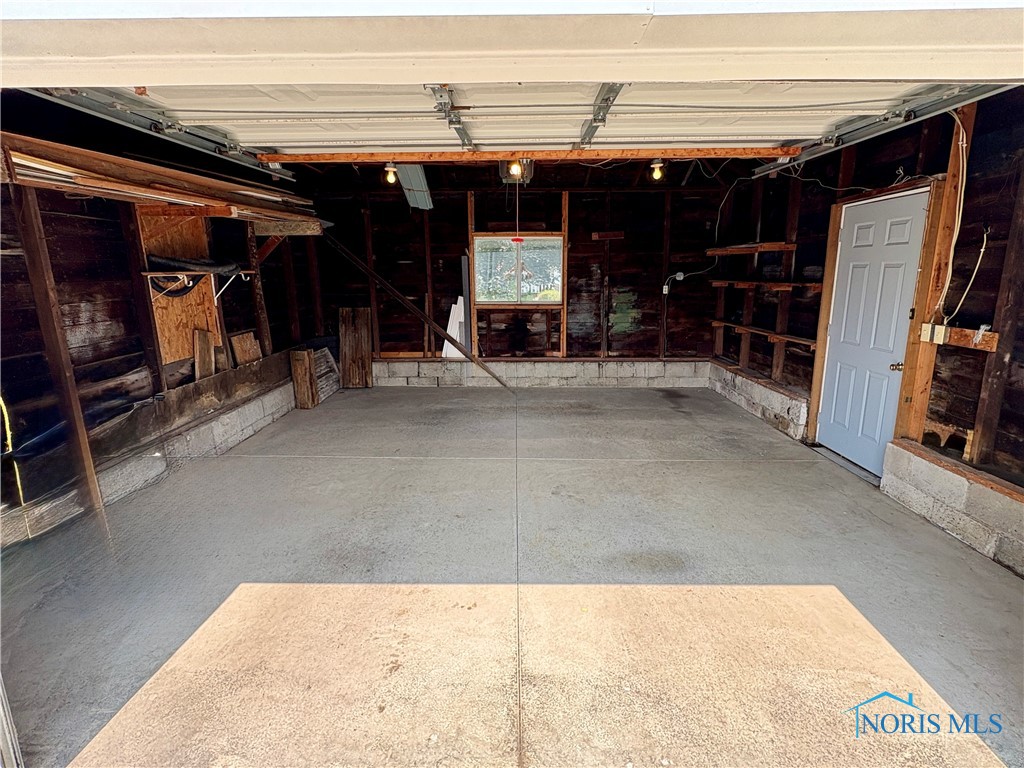 112 W High Street, Attica, Ohio image 31