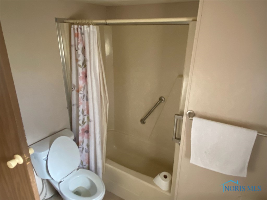 Fostoria, Ohio 44830, United States, ,Residential,Active,92891