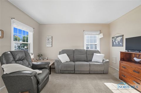 Tiny photo for 3214 Escott Avenue, Toledo, OH 43614 (MLS # 6136839)