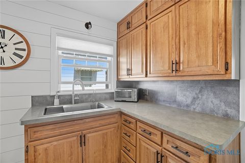 Tiny photo for 3214 Escott Avenue, Toledo, OH 43614 (MLS # 6136839)