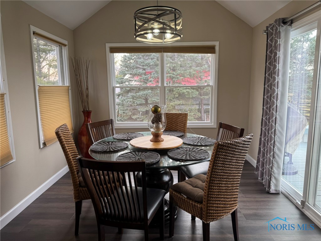 5819 Sun Breeze Trail, Sylvania, Ohio image 13