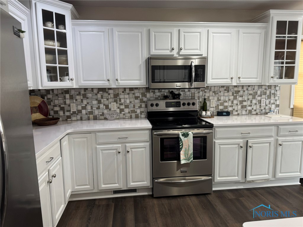 5819 Sun Breeze Trail, Sylvania, Ohio image 15