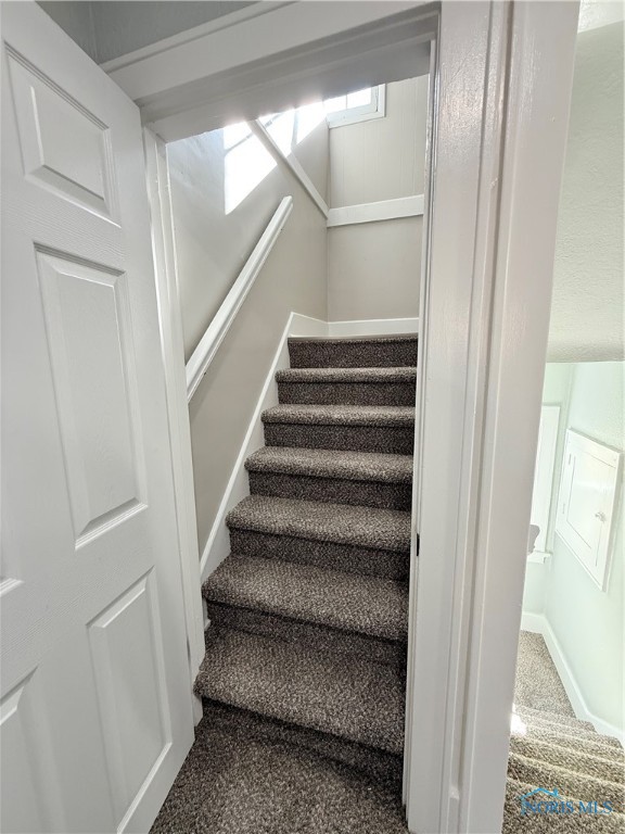 2249 Castlewood Drive, Toledo, Ohio image 21