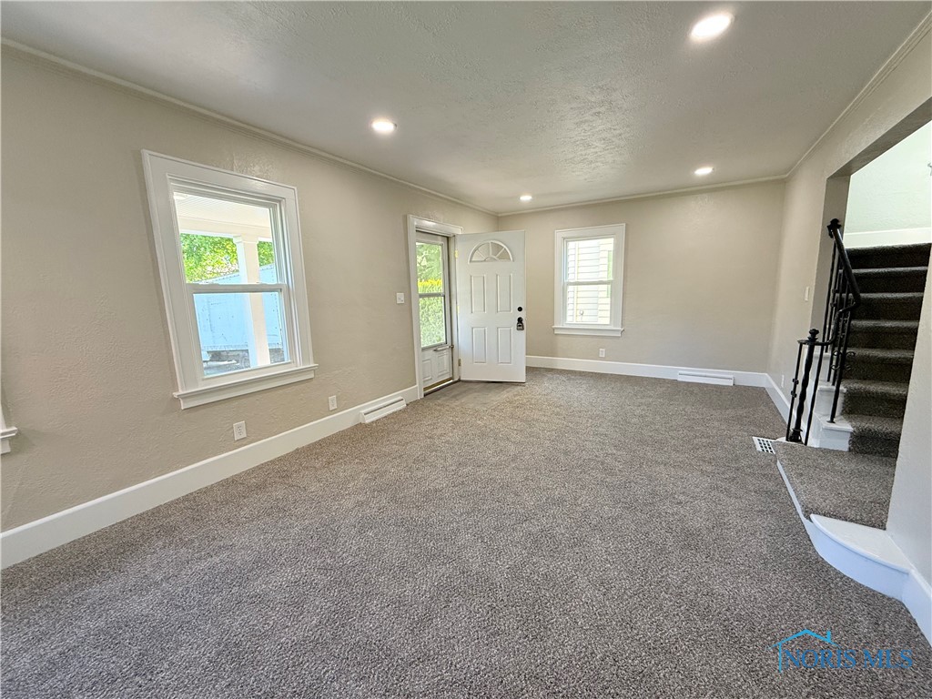 2249 Castlewood Drive, Toledo, Ohio image 3