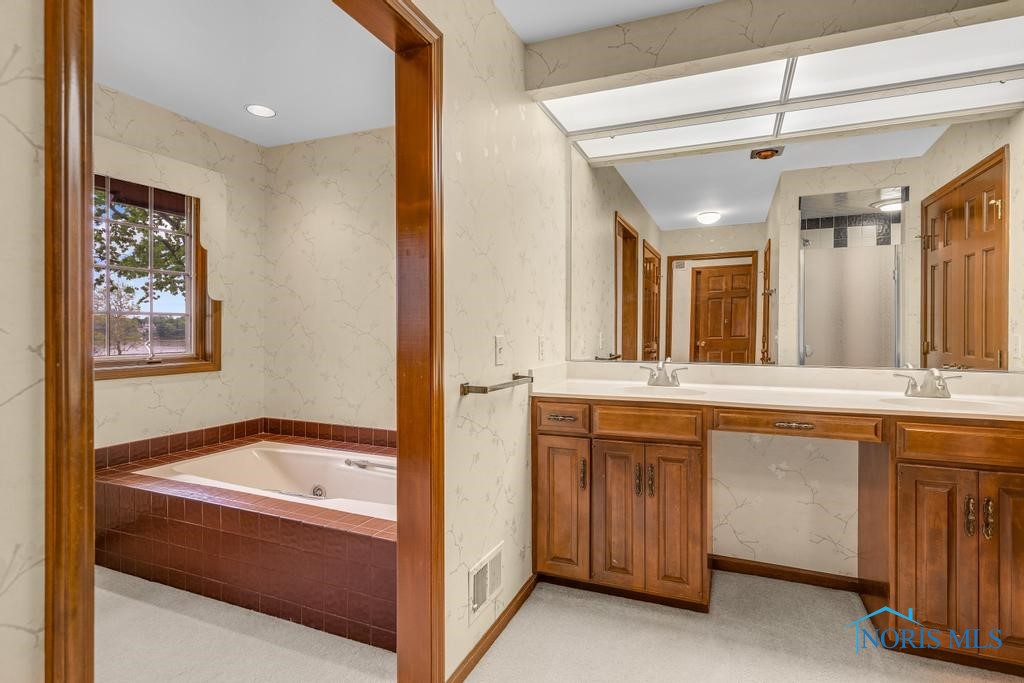 3835 River Road, Toledo, Ohio image 40