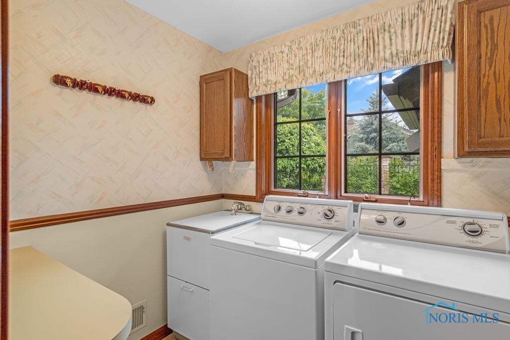 3835 River Road, Toledo, Ohio image 29