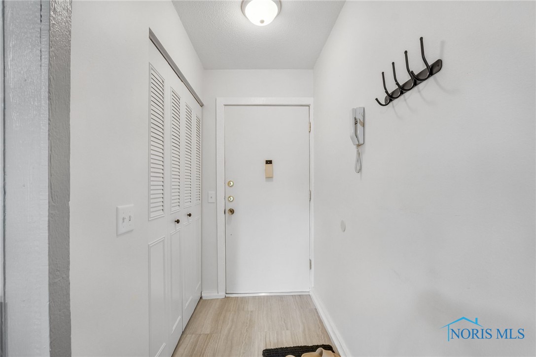 6640 Salisbury Road #A313, Maumee, Ohio image 3