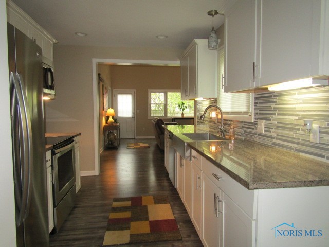 2042 Woodcrest Drive, Oregon, Ohio image 14