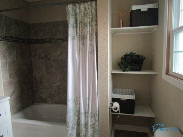 2042 Woodcrest Drive, Oregon, Ohio image 21