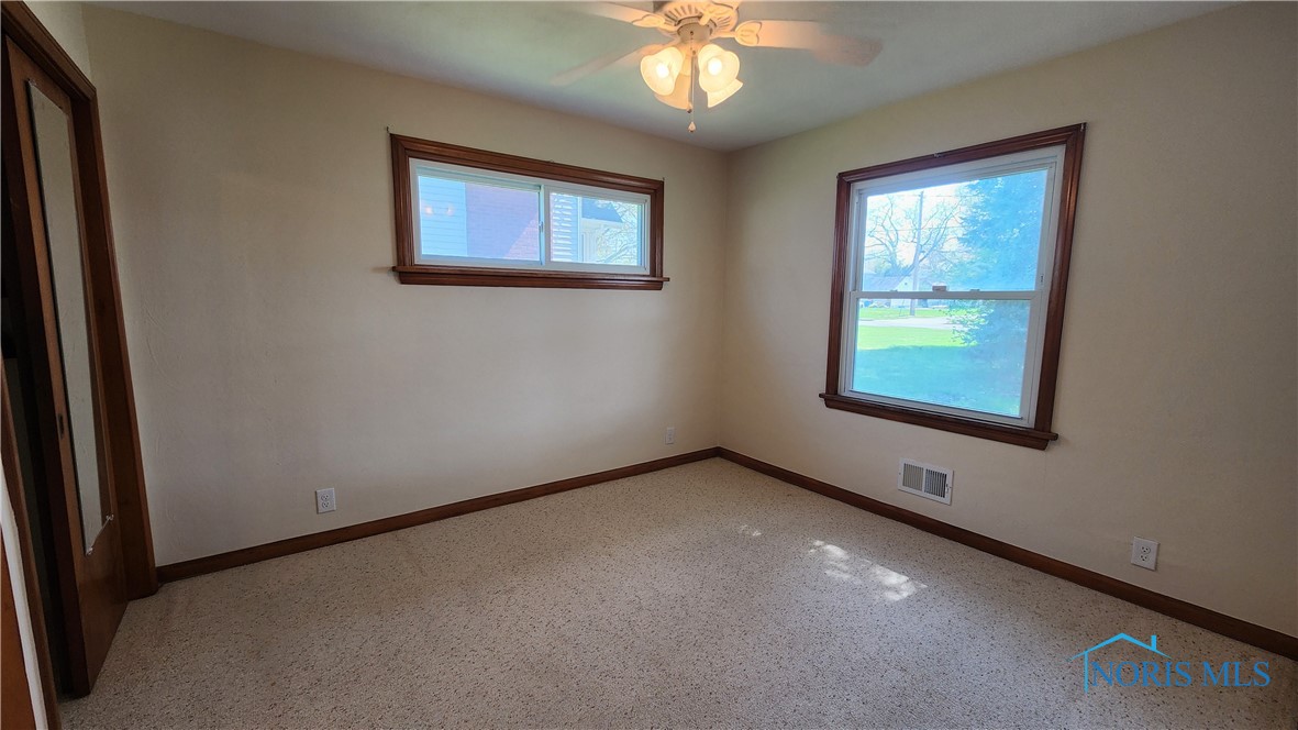 2232 Tremainsville Road, Toledo, Ohio image 12