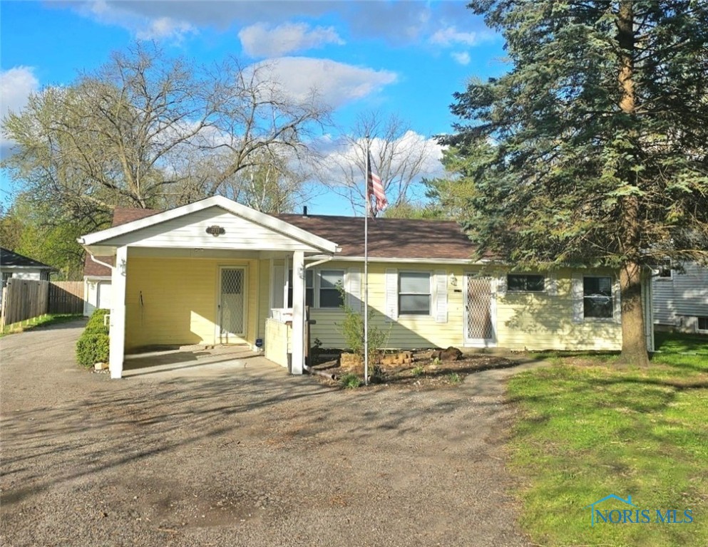 2232 Tremainsville Road, Toledo, Ohio image 1