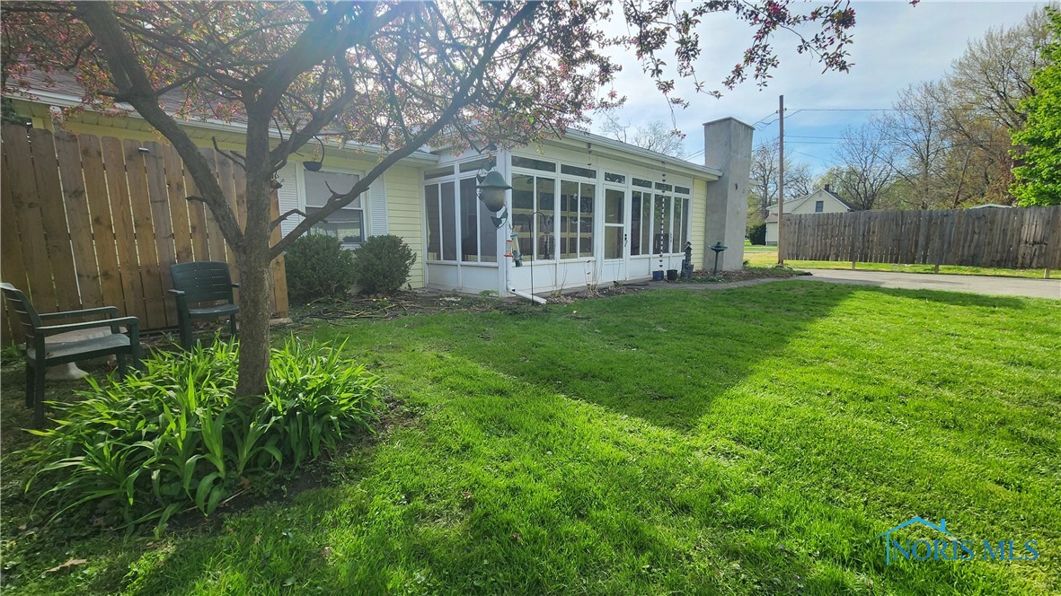 2232 Tremainsville Road, Toledo, Ohio image 21