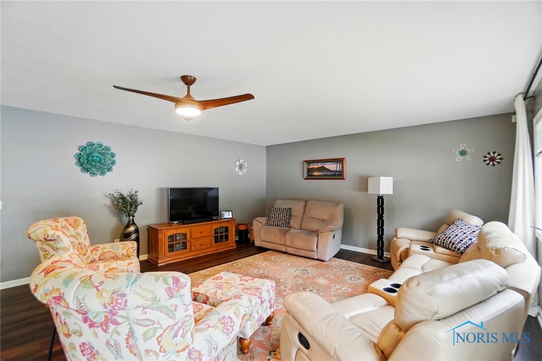 2000 Rush Creek Court, Findlay, Ohio image 13