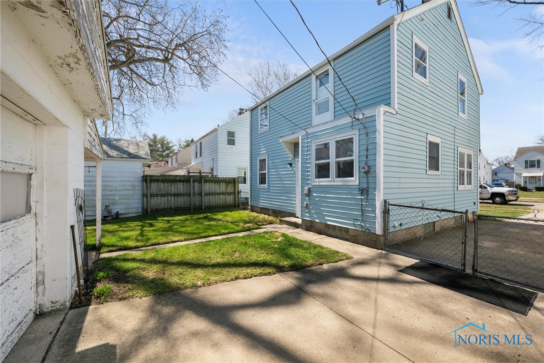 3624 Larchmont Parkway, Toledo, Ohio image 21