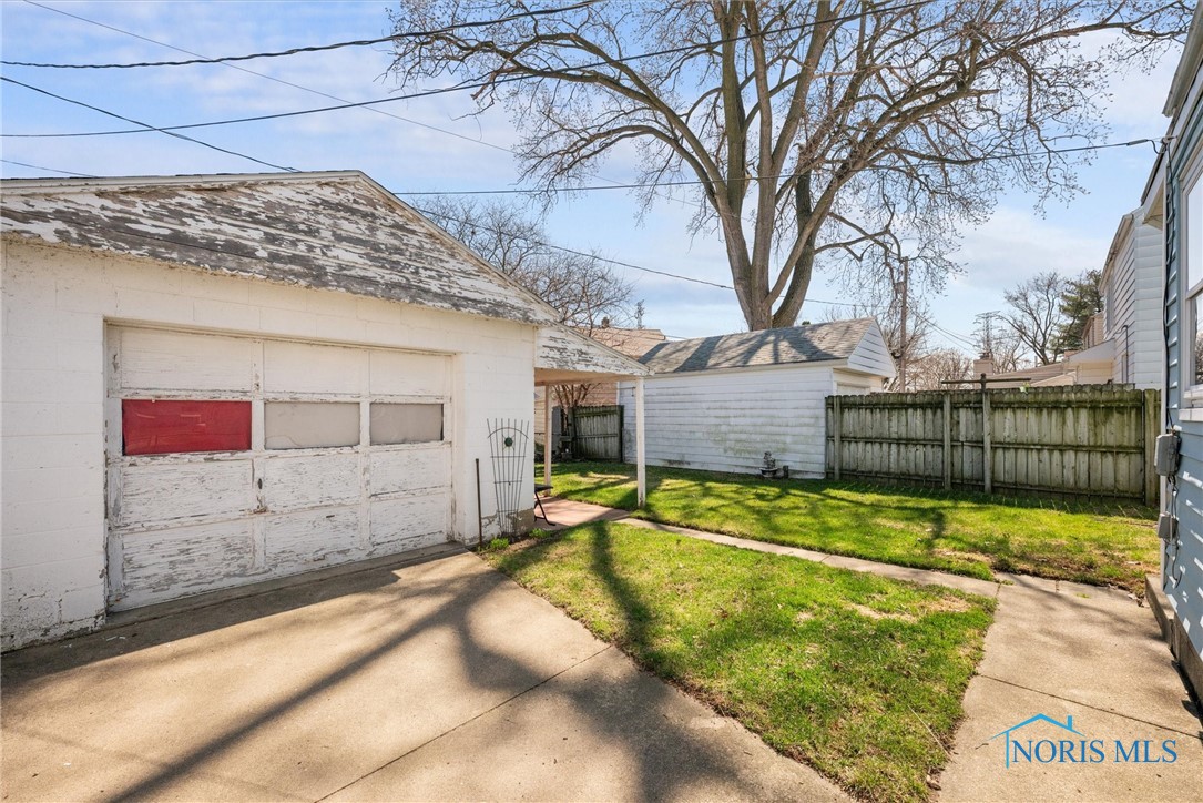 3624 Larchmont Parkway, Toledo, Ohio image 20