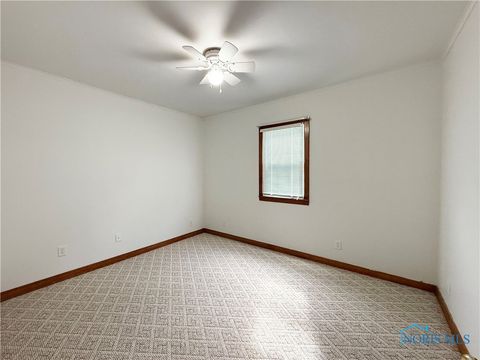 Tiny photo for 1324 N Union Street, Fostoria, OH 44830 (MLS # 6136336)