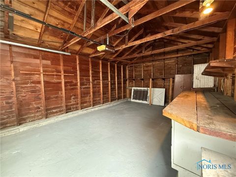 Tiny photo for 1324 N Union Street, Fostoria, OH 44830 (MLS # 6136336)