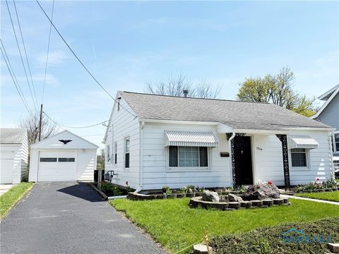 Photo of 1324 N Union Street, Fostoria, OH 44830 (MLS # 6136336)