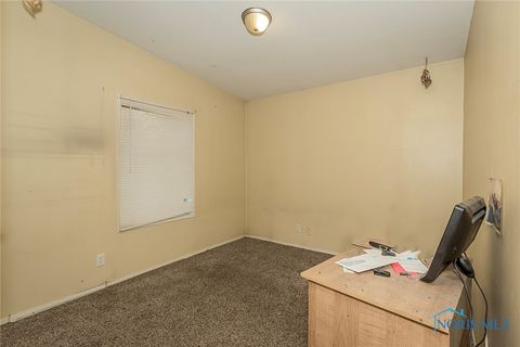 Tiny photo for 1760 Primrose Avenue, Toledo, OH 43613 (MLS # 6136550)