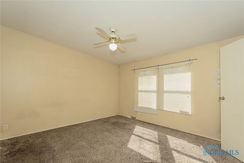Tiny photo for 1760 Primrose Avenue, Toledo, OH 43613 (MLS # 6136550)