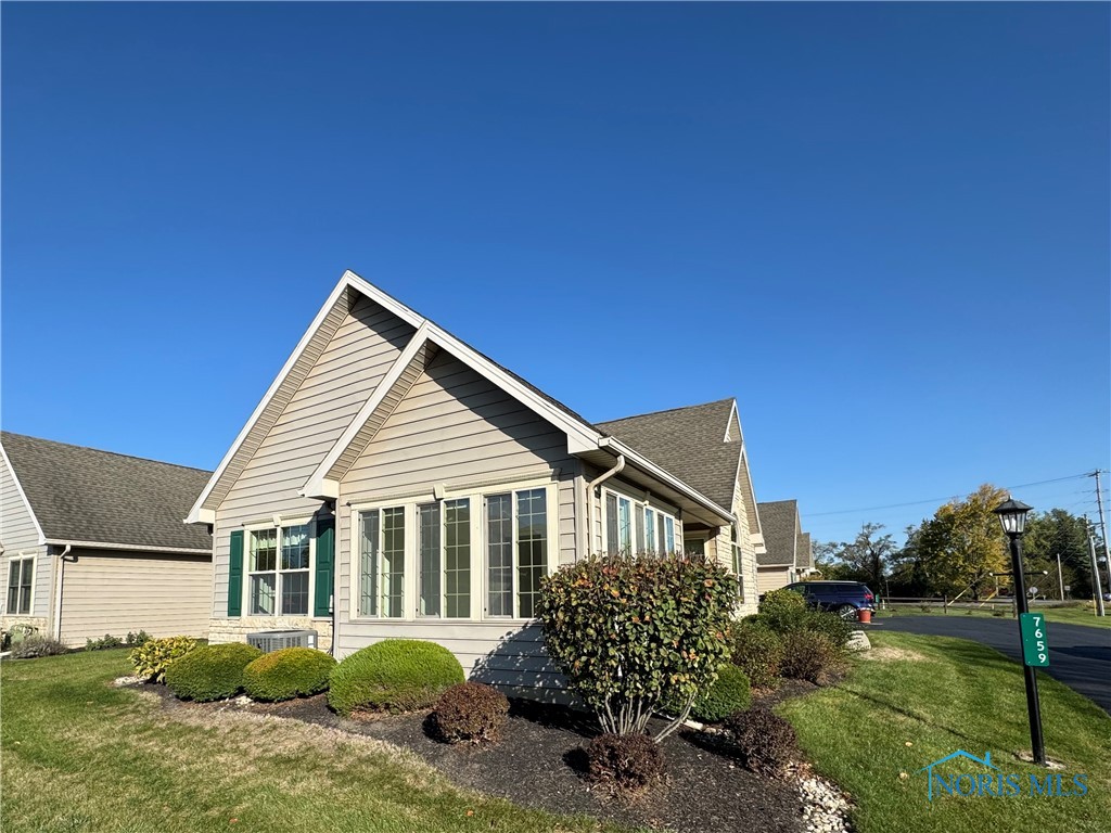 7659 Brookstone Drive, Findlay, Ohio image 4