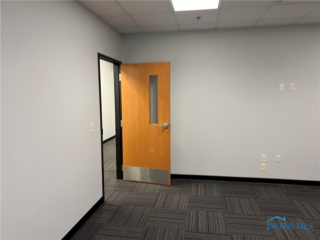 Findlay, Ohio 45840, United States, ,Residential,Active,37096