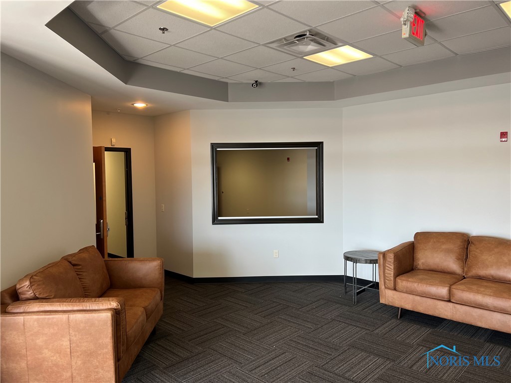 Findlay, Ohio 45840, United States, ,Residential,Active,37096