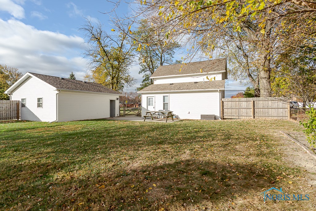 205 S Coy Road, Oregon, Ohio image 35