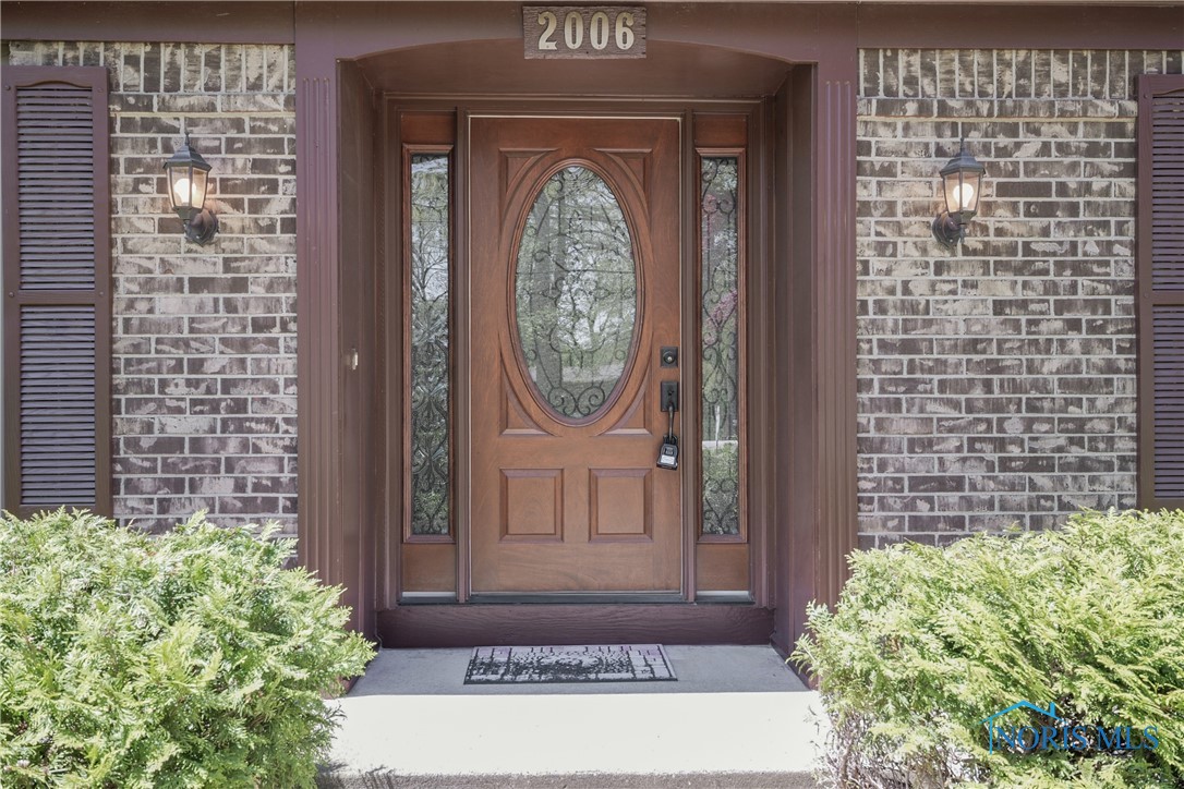 2006 Huntley Street, Holland, Ohio image 2