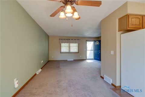 Tiny photo for 1927 BORDEAUX RUE, Northwood, OH 43619 (MLS # 6136605)