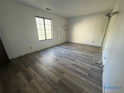 Tiny photo for 4519 W Bancroft Street, Toledo, OH 43615 (MLS # 6135711)