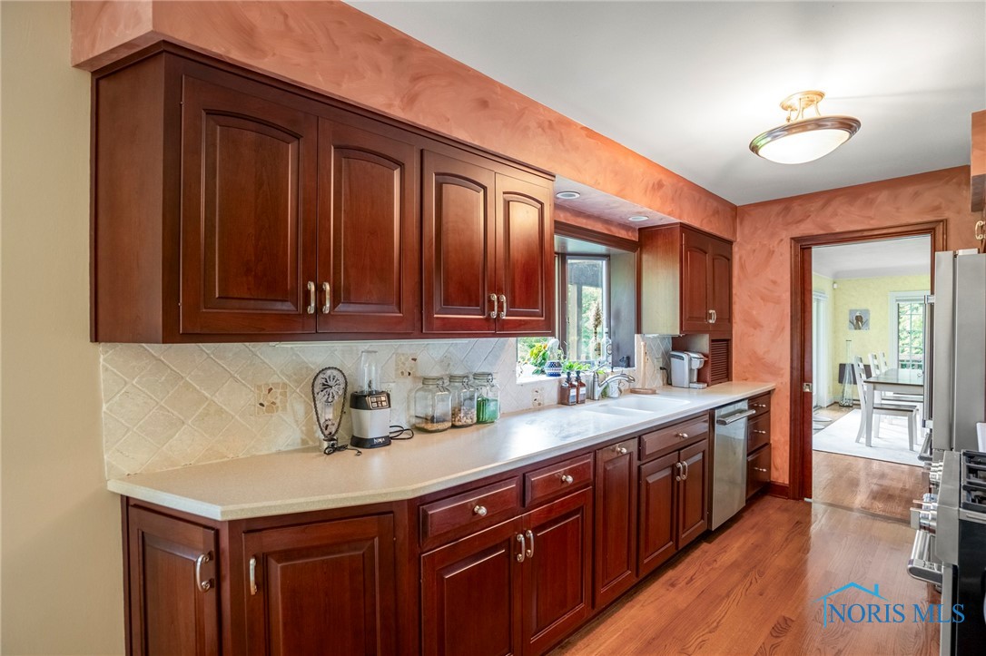 16890 W River Road, Bowling Green, Ohio image 13