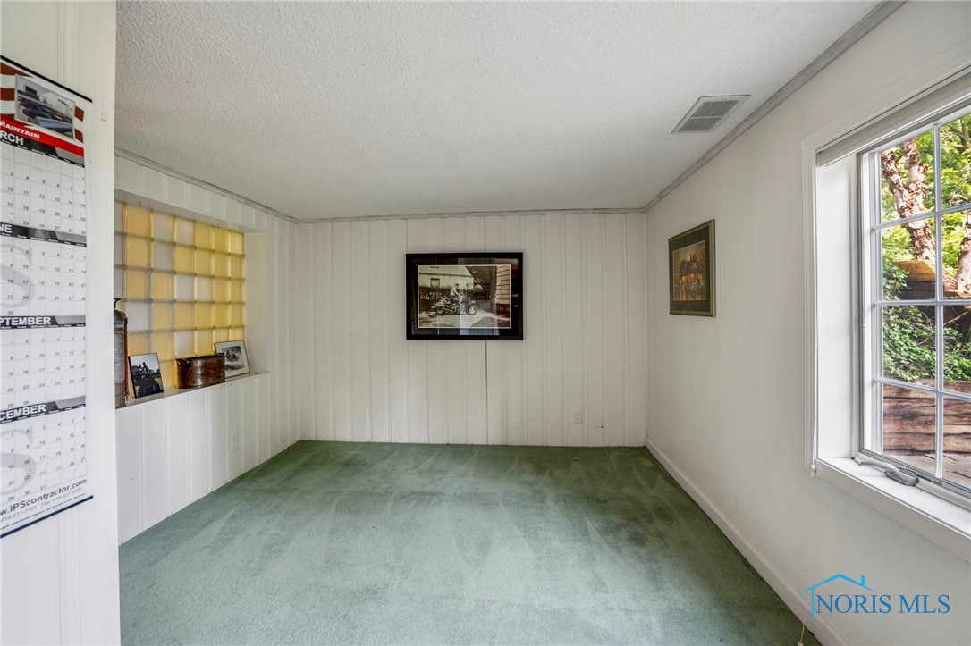16890 W River Road, Bowling Green, Ohio image 39