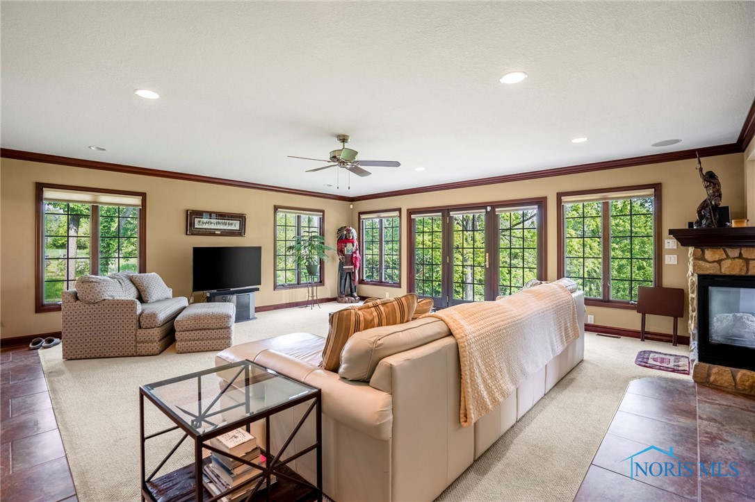 16890 W River Road, Bowling Green, Ohio image 18