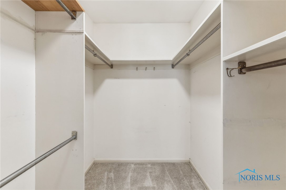 Findlay, Ohio 45840, United States, 3 Bedrooms Bedrooms, ,3 BathroomsBathrooms,Residential,Active,153712